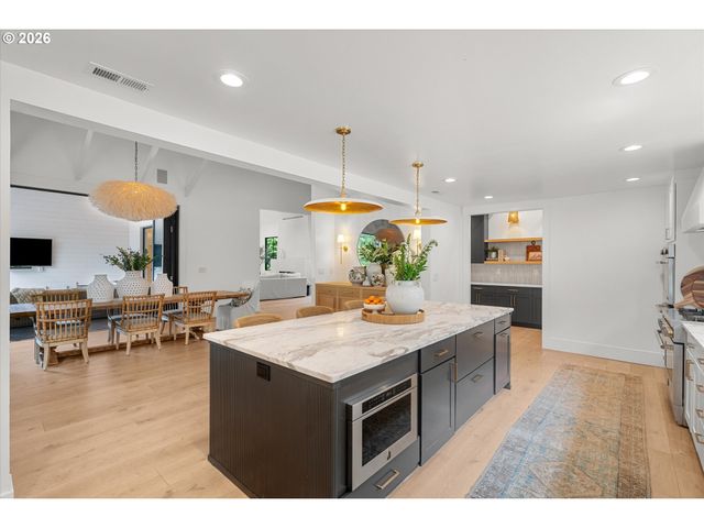 505 Sw GLEN Rd, Portland, OR 97219
