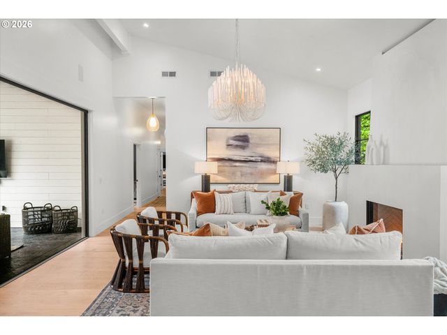 505 Sw GLEN Rd, Portland, OR 97219