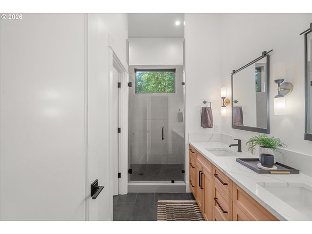 505 Sw GLEN Rd, Portland, OR 97219