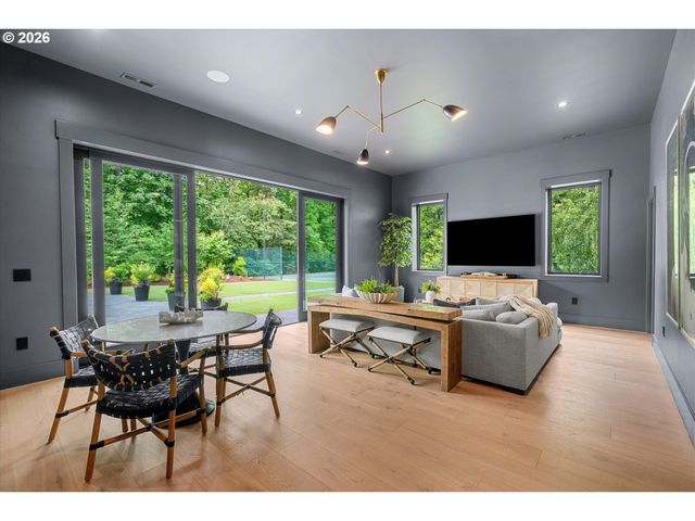 505 Sw GLEN Rd, Portland, OR 97219