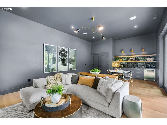 505 Sw GLEN Rd, Portland, OR 97219