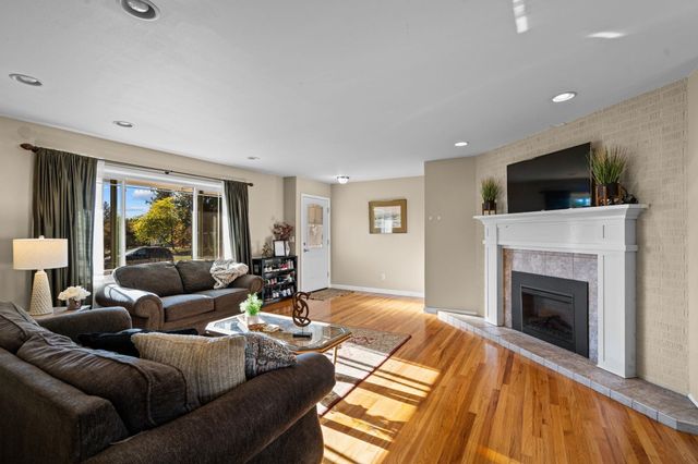 4107 S Hogan St, Spokane, WA 99203