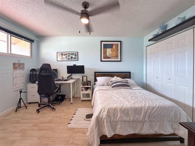 13415 SW 12th Ter, Miami, FL 33184