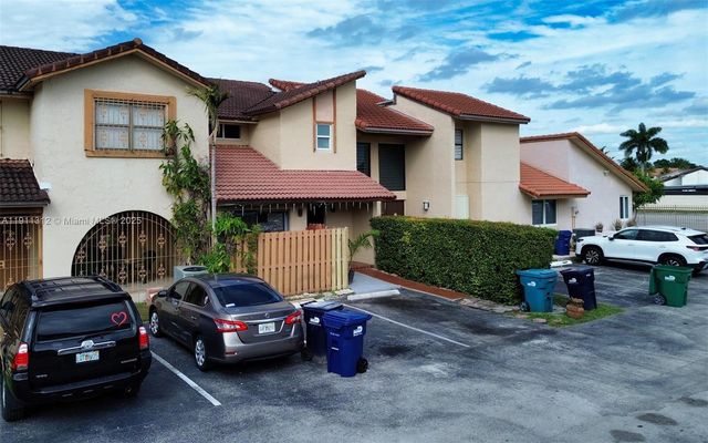 13415 SW 12th Ter, Miami, FL 33184