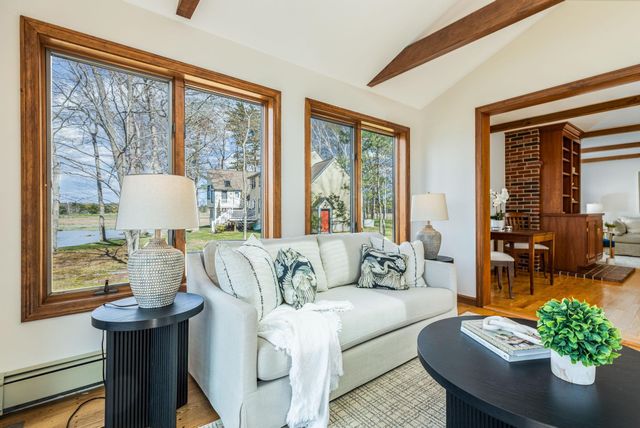 3 Swan Terrace, Greenland, NH 03840
