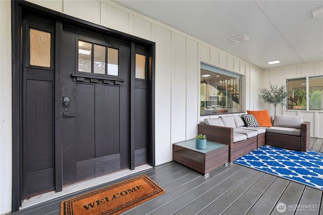 18725 NE 128th Way, Redmond, WA 98052