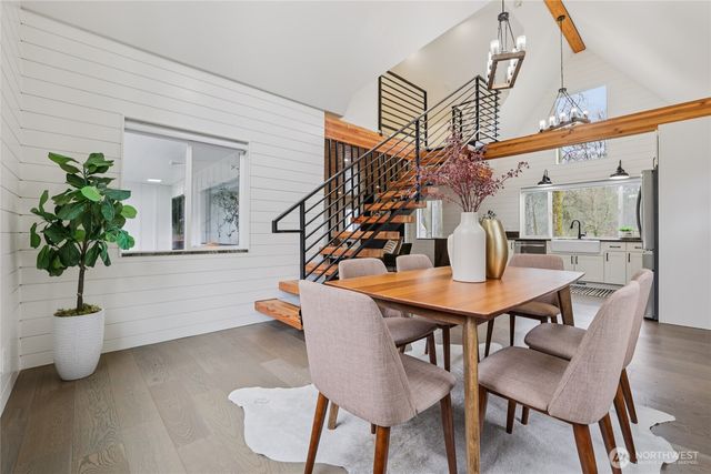 18725 NE 128th Way, Redmond, WA 98052