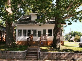 2638 Sanford Avenue, Alton, IL 62002
