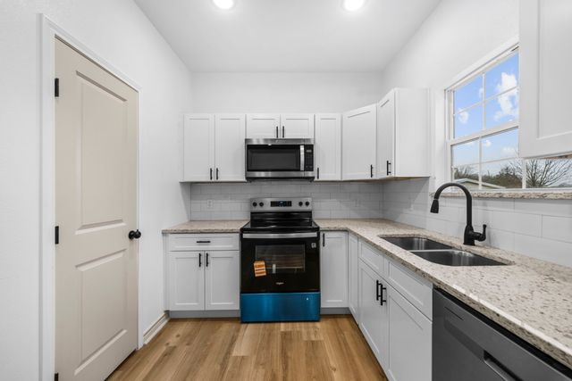 303 Meador, Moody, TX 76557