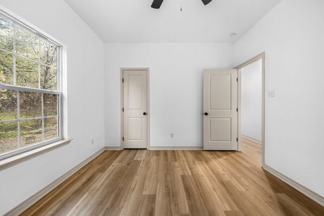 303 Meador, Moody, TX 76557