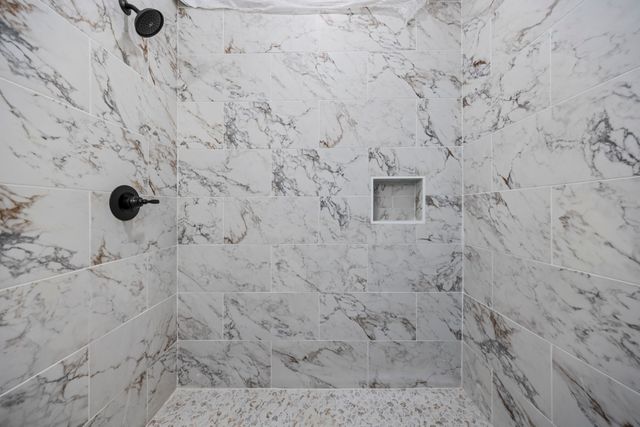 303 Meador, Moody, TX 76557