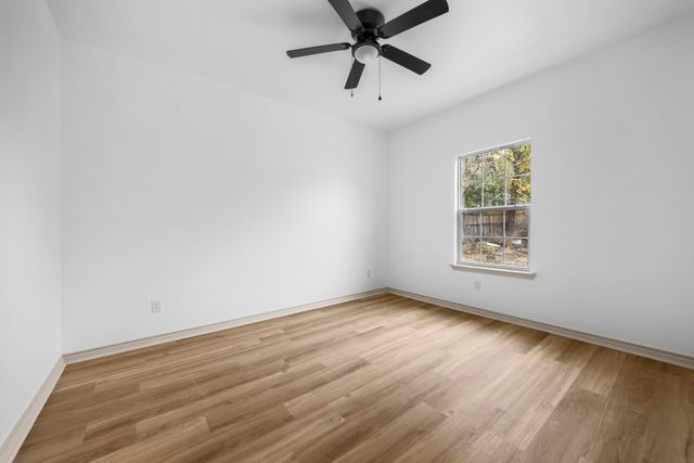 303 Meador, Moody, TX 76557