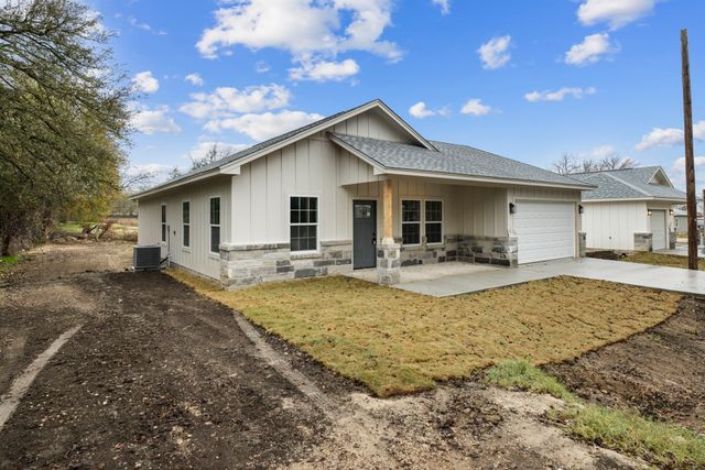 303 Meador, Moody, TX 76557
