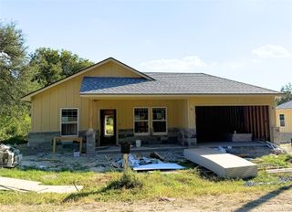 303 Meador, Moody, TX 76557