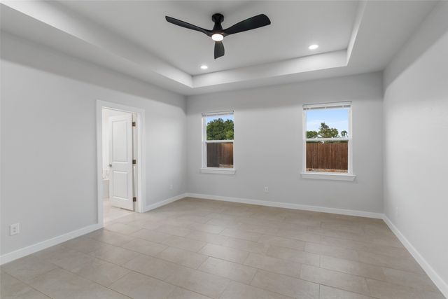548 Highview Court, Godley, TX 76044