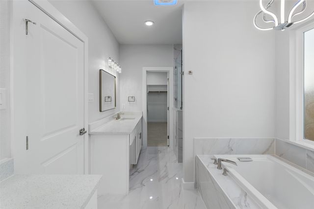 548 Highview Court, Godley, TX 76044