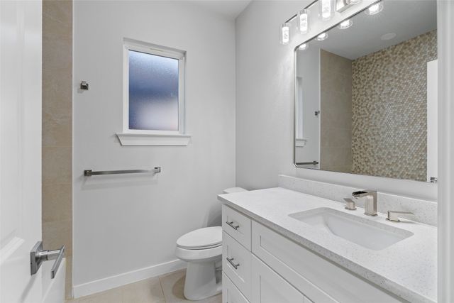 548 Highview Court, Godley, TX 76044