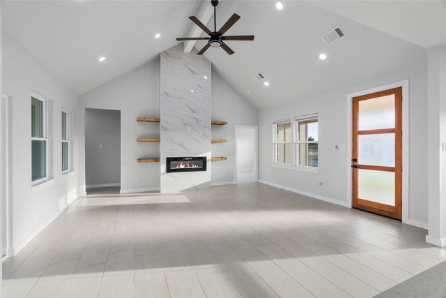 548 Highview Court, Godley, TX 76044