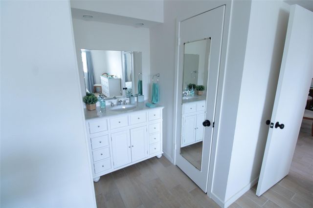 440 Paradise Isle Boulevard 304, Hallandale Beach, FL 33009