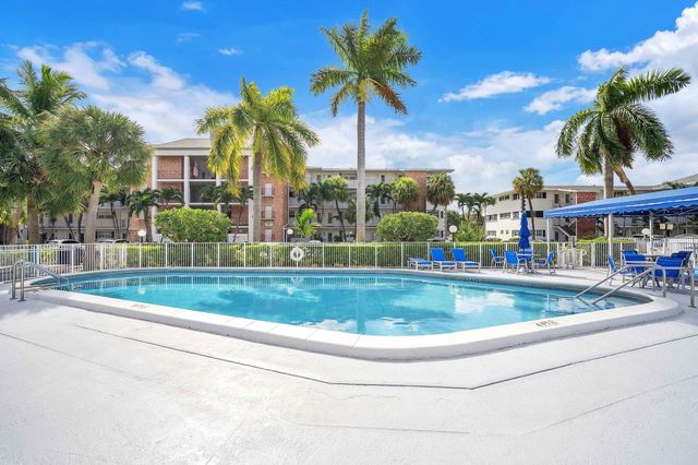 440 Paradise Isle Boulevard 304, Hallandale Beach, FL 33009