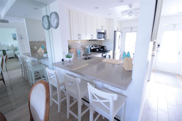 440 Paradise Isle Boulevard 304, Hallandale Beach, FL 33009