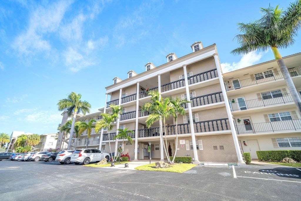 440 Paradise Isle Boulevard 304, Hallandale Beach, FL 33009