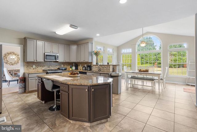 44 RED FOX TRAIL TRL, Sicklerville, NJ 08081