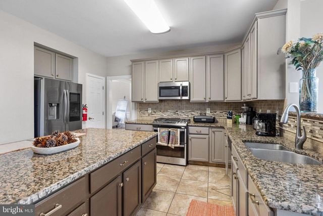 44 RED FOX TRAIL TRL, Sicklerville, NJ 08081