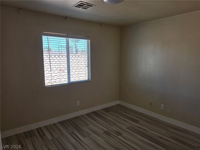 96 Beaver Falls Avenue, Las Vegas, NV 89123