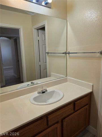 96 Beaver Falls Avenue, Las Vegas, NV 89123