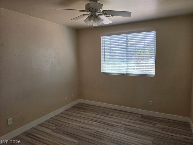 96 Beaver Falls Avenue, Las Vegas, NV 89123