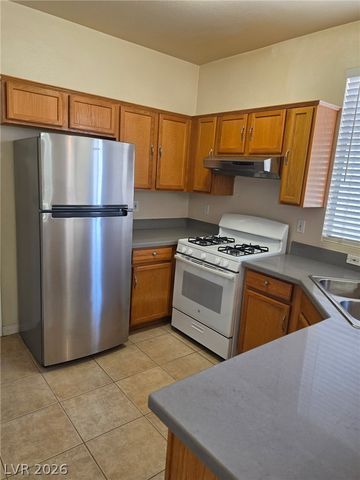 96 Beaver Falls Avenue, Las Vegas, NV 89123