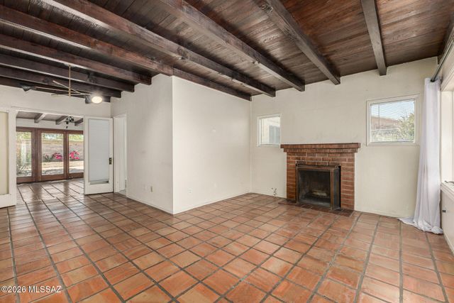 2250 E Silver Street, Tucson, AZ 85719