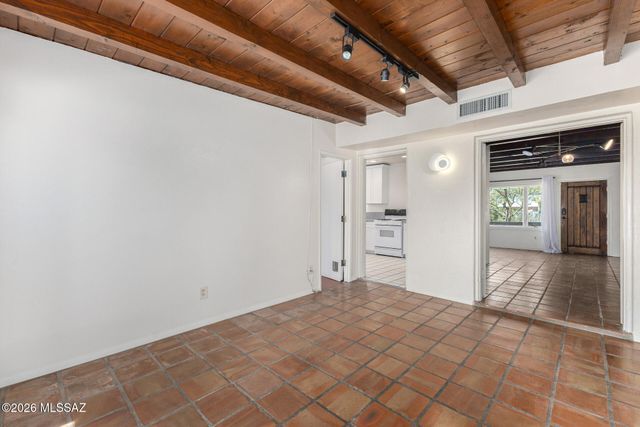 2250 E Silver Street, Tucson, AZ 85719