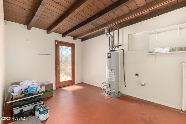 2250 E Silver Street, Tucson, AZ 85719