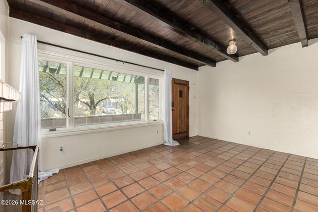 2250 E Silver Street, Tucson, AZ 85719