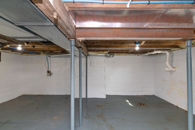 17979 M-60, Vandalia, MI 49095