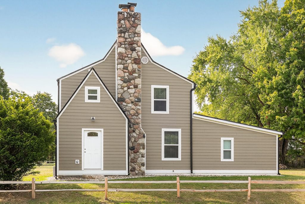 17979 M-60, Vandalia, MI 49095
