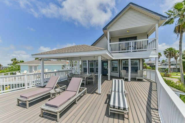 4319 Spanish Main, Jamaica Beach, TX 77554