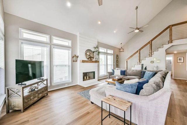 4319 Spanish Main, Jamaica Beach, TX 77554