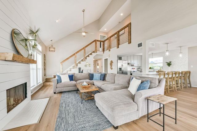 4319 Spanish Main, Jamaica Beach, TX 77554