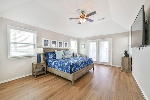 4319 Spanish Main, Jamaica Beach, TX 77554