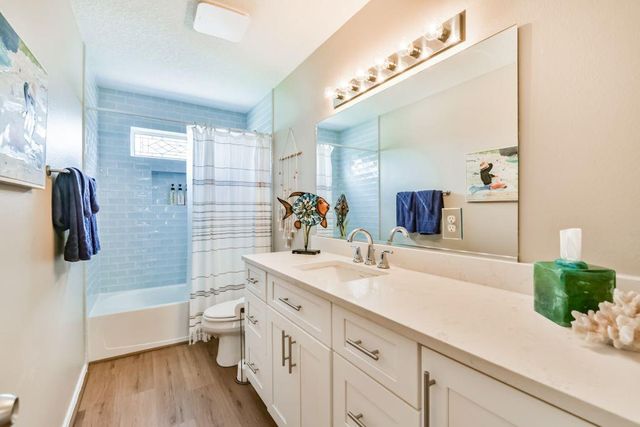4319 Spanish Main, Jamaica Beach, TX 77554