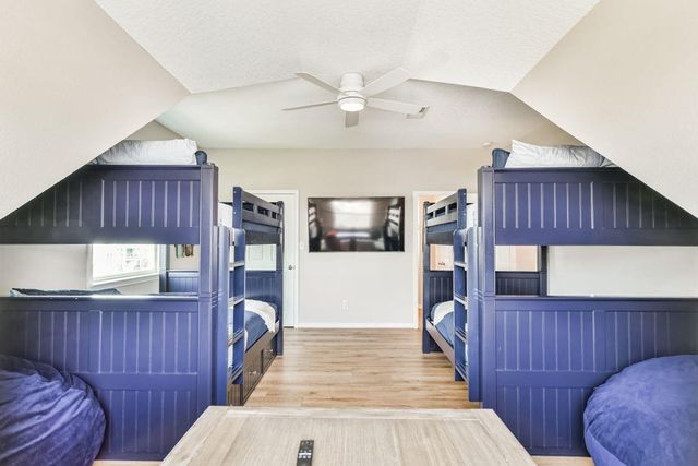 4319 Spanish Main, Jamaica Beach, TX 77554