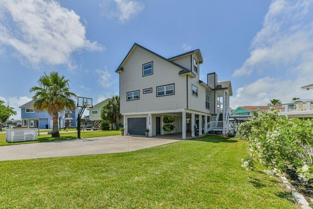 4319 Spanish Main, Jamaica Beach, TX 77554