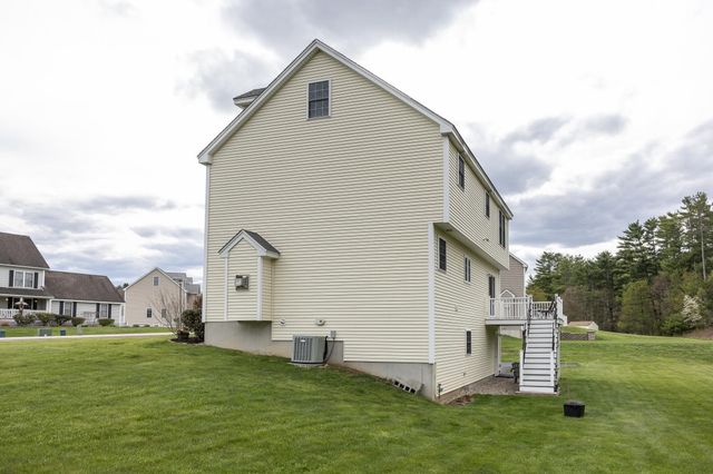 29 Milo Lane, Somersworth, NH 03878