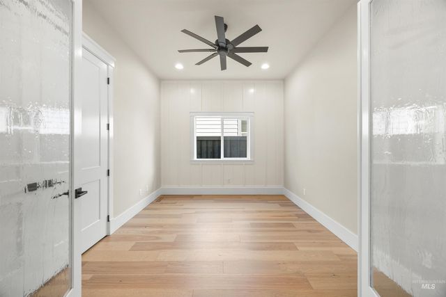 1126 E Crescendo St, Meridian, ID 83642