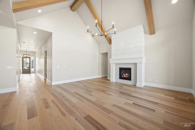 1126 E Crescendo St, Meridian, ID 83642