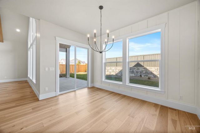 1126 E Crescendo St, Meridian, ID 83642