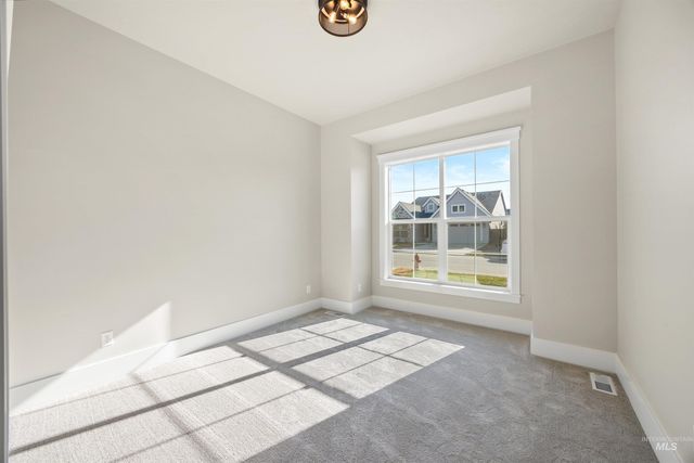 1126 E Crescendo St, Meridian, ID 83642